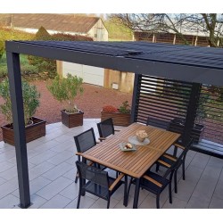 Pergola bioclimatique Habrita 10.8 m2 avec ventelles alu mobiles coté 3.6 Pergola bioclimatique Habrita 10.8 m2 avec ventelles alu mobiles coté 3.6