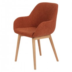 Set di 2 poltrone in terracotta effetto curlet con base in rovere massello VeryForma. Set di 2 poltrone in terracotta effetto curlet con base in rovere massello VeryForma.