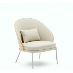 Fauteuil en Cuir synthétique beige et piètements métal Amy VeryForma Fauteuil en Cuir synthétique beige et piètements métal Amy VeryForma