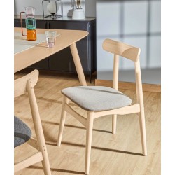 4er-Set May VeryForma Stühle und Beine aus natürlichem Massivholz 4er-Set May VeryForma Stühle und Beine aus natürlichem Massivholz