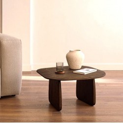 Mesa de Café VeryForma Pita com Acabamento Escuro em Madeira de Carvalho Mesa de Café VeryForma Pita com Acabamento Escuro em Madeira de Carvalho